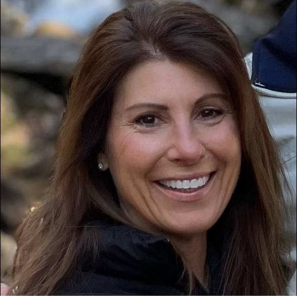 Meet your Posher, Kim - Picture 1 of 1